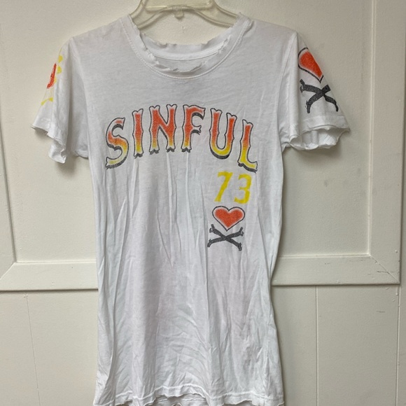Sinful 💯 Cotton Butter Soft Print Tee Distressed Collar and Sleeveless - Picture 2 of 16